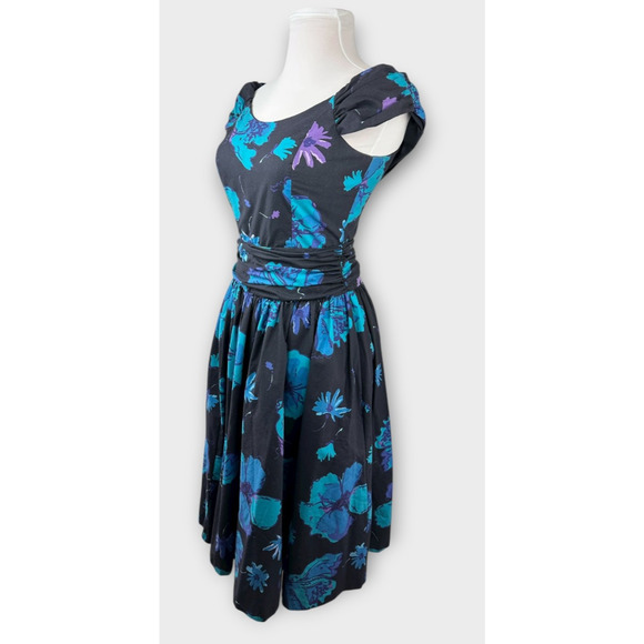 Vintage Laura Ashley Dark Floral 80's Style Dress Fit & Flare Rockabilly US 14 - Picture 3 of 16